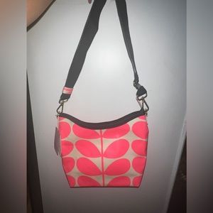 New With Tags Orla Kiely Handbag Solid Stem Cross Carry Crossbody in Neon Pink